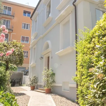 Casa Giò: Tranquillità A Pochi Passi Dal Centro *